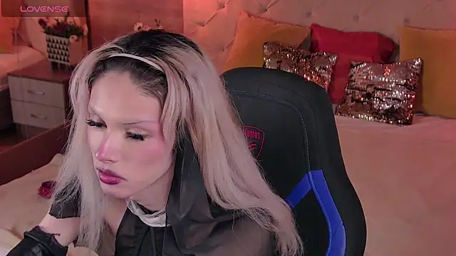 PamelamyDreamys online show from March 5, 1:55 pm