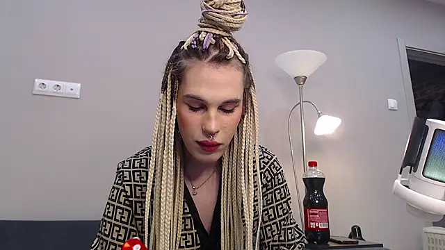 Cassie Bae online show from February 1, 6:39 pm