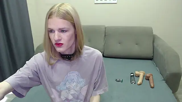 blaire  18 online show from February 18, 5:42 am