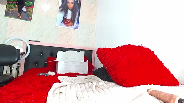 k stormi  online show from February 17, 1:35 am