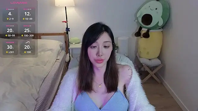 joycemilka online show from April 6, 12:16 pm