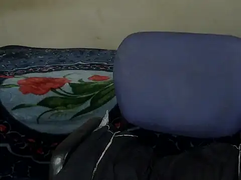 SweetyCD online show from March 7, 8:04 pm