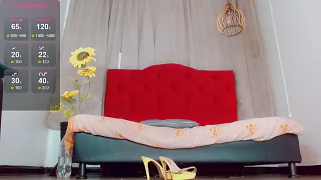 katha Crawford online show from November 4, 7:13 pm