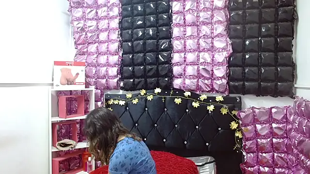 poisondost hot online show from September 25, 12:12 pm