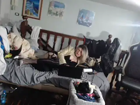 emmex671 online show from March 9, 8:21 pm