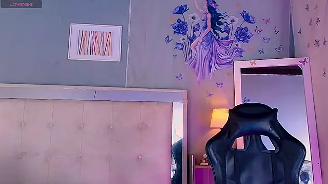 Emily Castillo 1 online show from April 18, 4:58 am