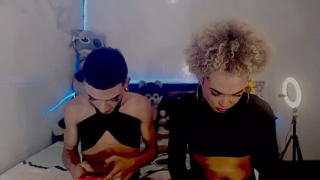 KimberlyXtreme online show from September 16, 2:27 am