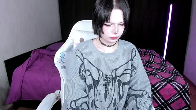 amelia mays xx online show from September 16, 2:10 pm