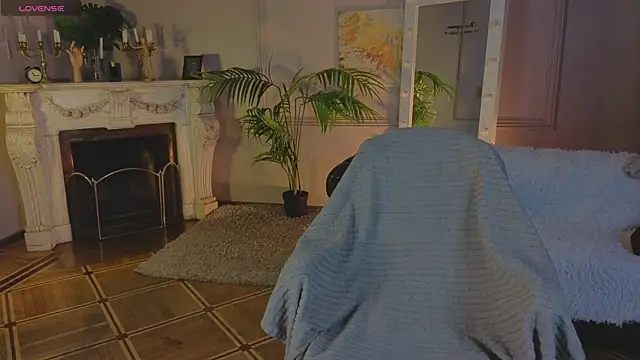 Jes Solar online show from October 11, 12:40 pm