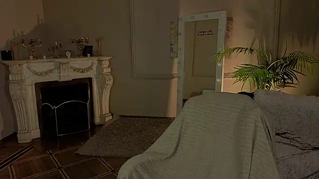 Jes Solar online show from February 5, 9:53 pm