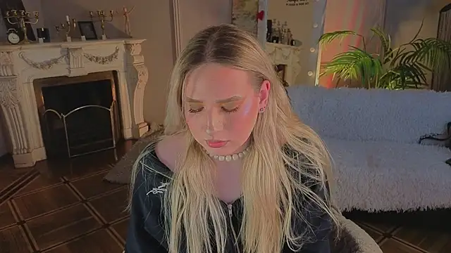 Jes Solar online show from April 17, 10:11 pm