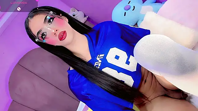 ShantyMillan online show from March 22, 1:16 pm