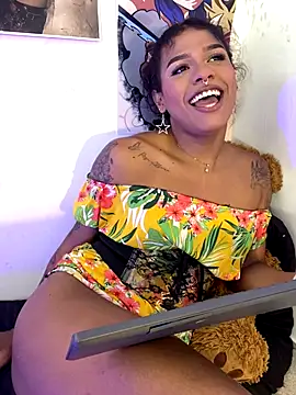 cam11 07 online show from October 16, 7:46 pm