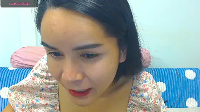 Snapshot of jessysohot chatting on December 15, 3:31 pm jessysohot online show from December 15, 3:31 pm