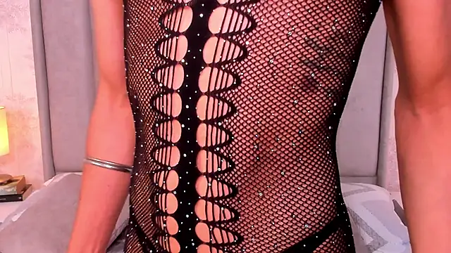 ShaynaHosk online show from May 24, 1:24 am