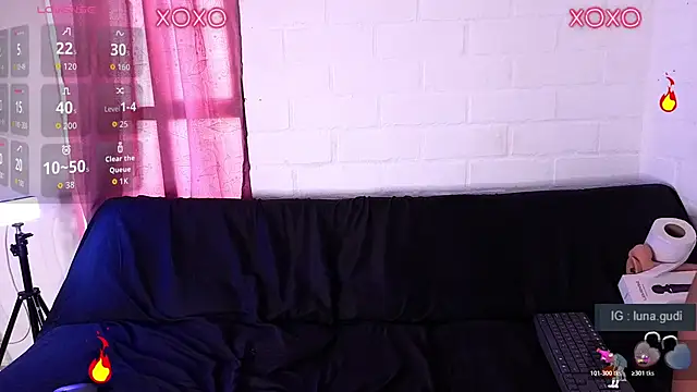 lunagudis online show from January 7, 3:04 pm