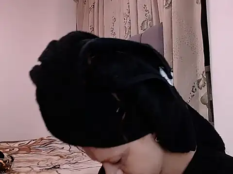 saara johnson496 online show from April 19, 12:55 am