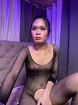 yourlovingperlita69 online show from April 2, 1:42 pm