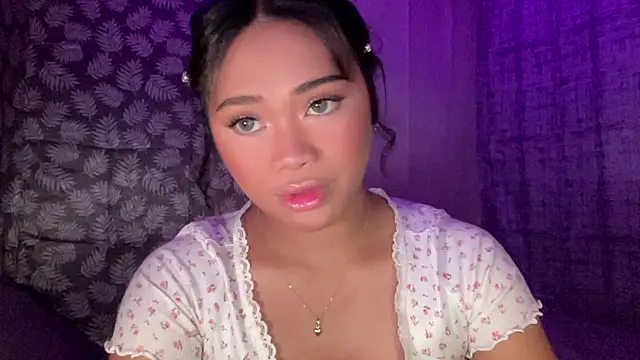 Exotic alyssa69 online show from March 16, 6:11 pm