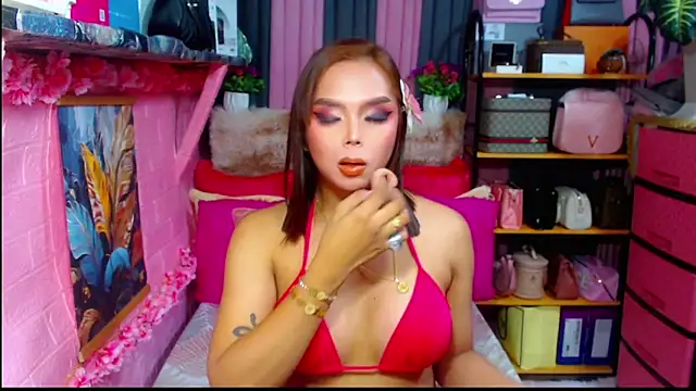 MoniqueCeleste online show from October 14, 1:28 am