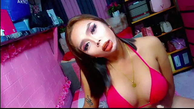 MoniqueCeleste online show from October 19, 5:16 pm