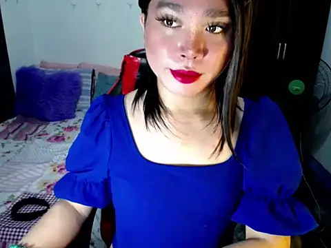 Urassiansweetcummer online show from September 11, 2:09 am