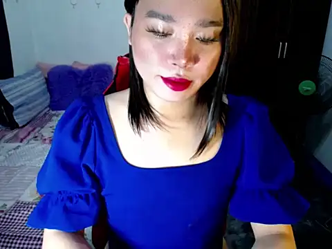 Urassiansweetcummer online show from September 22, 2:17 am