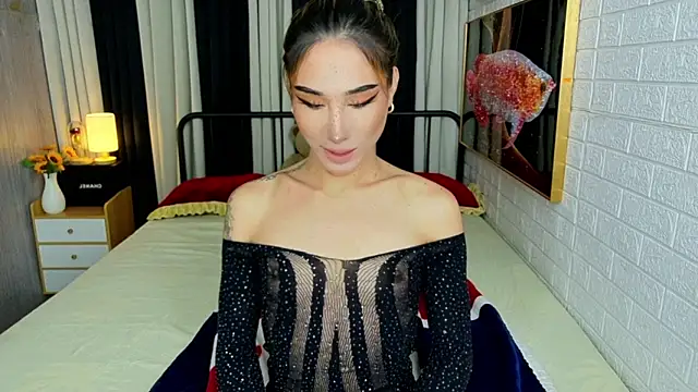 TRANSGODDESSA online show from October 20, 1:20 am