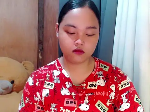  Lylia online show from November 28, 2:57 am