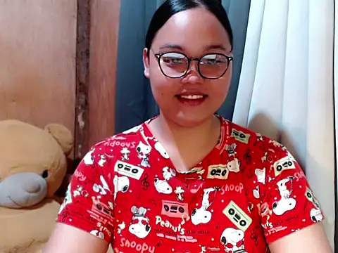  Lylia online show from February 2, 8:24 am