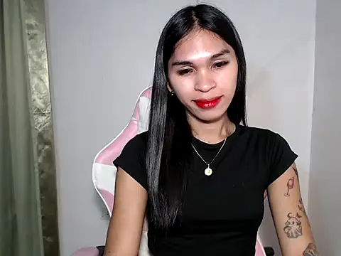 sexloverxxz online show from November 3, 8:35 am