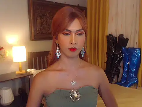 Nathalieheartt online show from September 25, 5:58 am