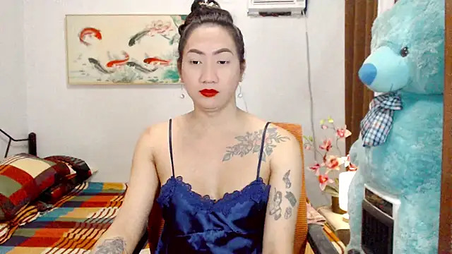 LovelyQueen69 online show from November 2, 2:53 am