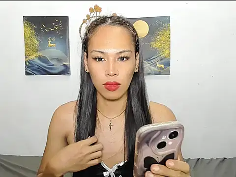 Savanna White online show from November 19, 8:20 pm