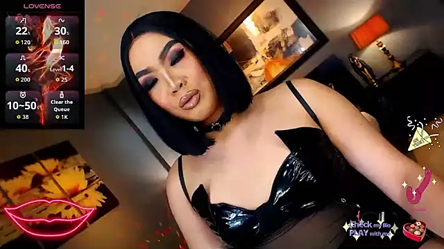 FridaHumphrey online show from September 28, 5:56 pm