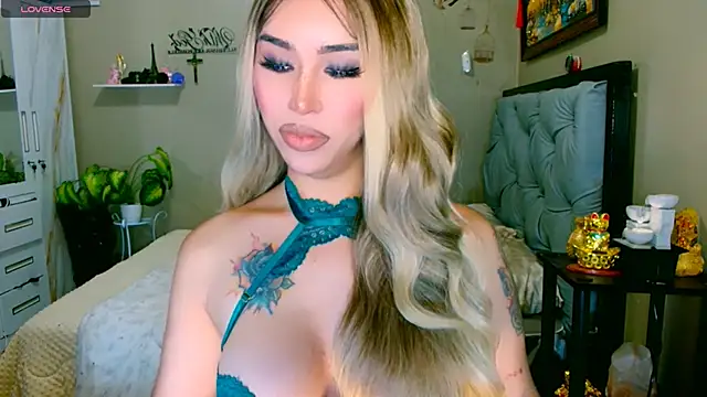 Franchesca Trans online show from October 5, 8:26 am