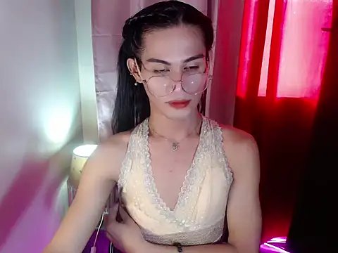 bellalot online show from October 1, 6:03 am