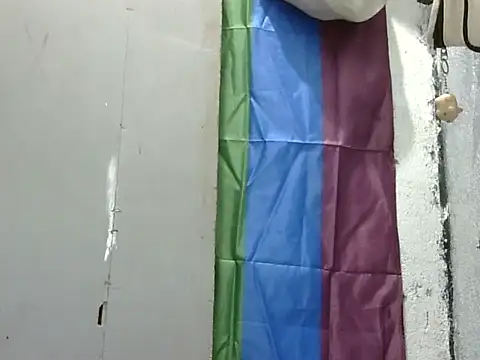 juicycum069 online show from March 9, 10:19 am