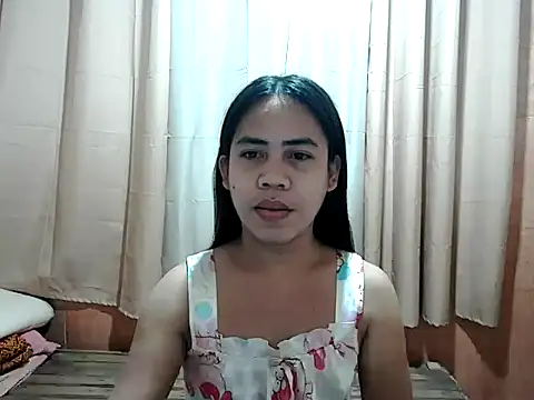 Snapshot of exoticpinay_dolly chatting on October 6, 10:54 pm exoticpinay dolly online show from October 6, 10:54 pm