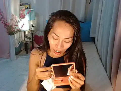 RomanticPearlTS online show from October 15, 12:10 am