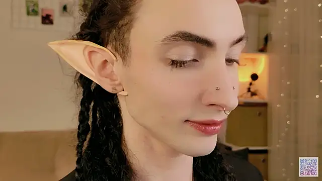 Queen of tease online show from February 16, 9:45 pm