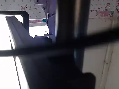 shantalfucker  online show from April 10, 7:14 am