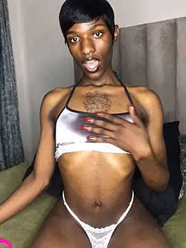 Trans fairy online show from September 25, 7:21 pm