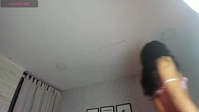 sweet  vanessa1 online show from September 27, 3:59 am