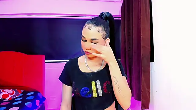 Britany montiel online show from April 15, 7:58 pm