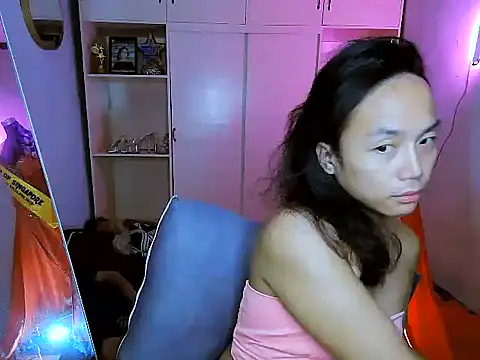 YourNikkieXxx online show from October 21, 7:26 pm