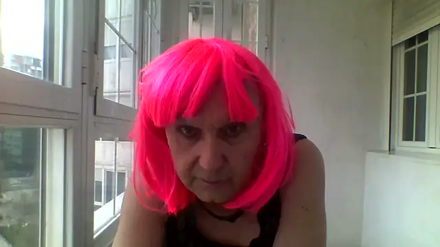 Emily de Carla online show from March 1, 2:23 pm