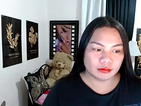 TSbrianaHugeCock online show from April 3, 1:09 pm