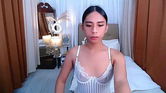 scarlet smith7 online show from April 18, 2:46 am