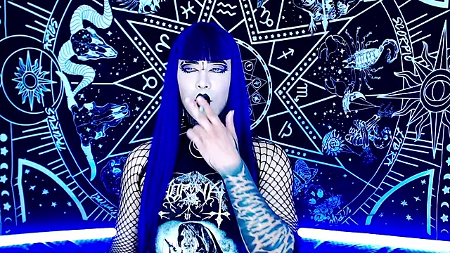 naomi satan online show from December 18, 11:54 pm